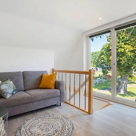 Wiesenau Grosszuegiges In By Restaurant Wiesenau Βίλα Prerow