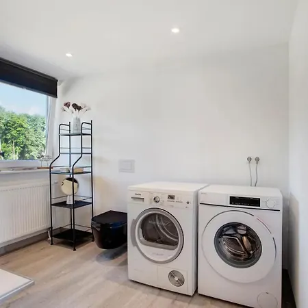 Βίλα Wiesenau Grosszuegiges In By Restaurant Wiesenau