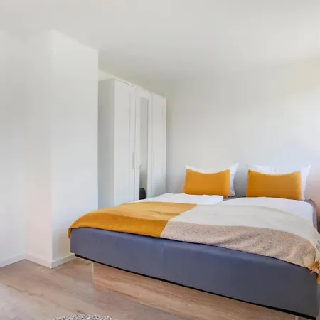 Βίλα Wiesenau Grosszuegiges In By Restaurant Wiesenau Prerow