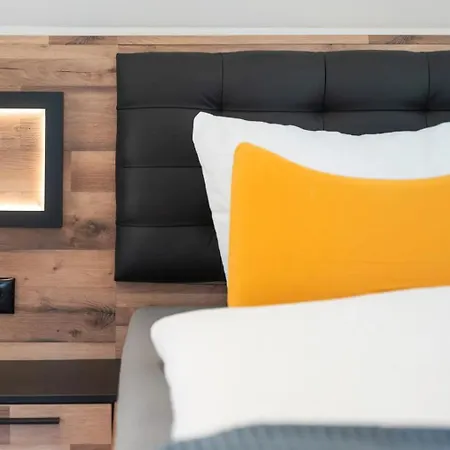 Βίλα Wiesenau Grosszuegiges In By Restaurant Wiesenau *