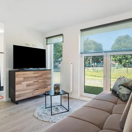 Wiesenau Grosszuegiges In By Restaurant Wiesenau * Prerow